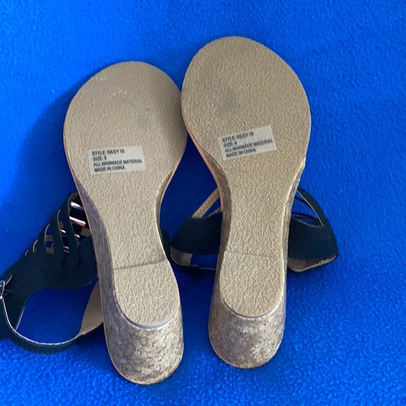 Wedges - Picture 2 of 2